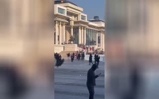 BREAKING: Mongolian Protesters Storm the Government Palace, Accuse President of Working with China