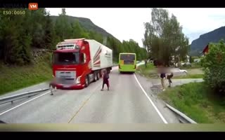 Person Running Across Busy Road Nearly Had A Final Destination Moment