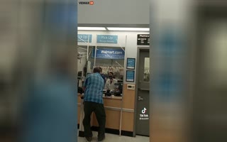 Man Freaks As He's Refused His Medication Because Walmart Doesn't Accept Change