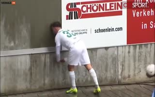 Soccer Player Is Knocked Out Cold When Crashing Into Concrete Wall