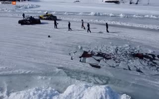 Ice Race In Canada Goes Wrong As 2 Cars Fall Through The Ice And Sink