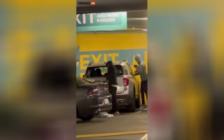 Thugs Robbing A Parked Car At Whole Foods In San Francisco Shows Exectly Why The Store Is Shutting Down