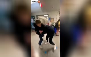 Machete-Wielding 15-Year Old Shows Up to an Opposing School and Threatens Students and Teachers