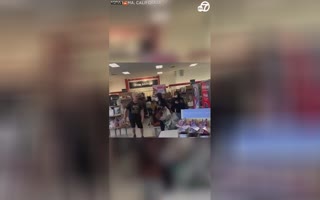 Beefy TJ Maxx Customer Is Fed Up With The Shoplifting In Cali, Slams Thief To The Ground