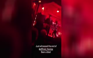 Lead Singer of the Scottish Band 'The View' Attacks the Bassist During a Concert