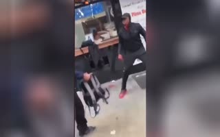 Two Men Erupt In a Knife Fight on the Streets of NYC - NYC Streets Seem Lawless