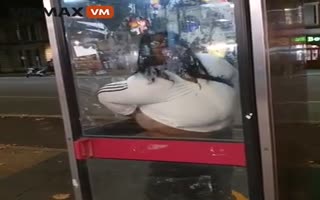[NSFW] Welcome to London! Woman Caught Crapping in a Glass Booth, Threatens Man Recording Her