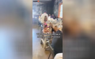 Mississippi Restaraunt Brings Back Segregation, Separates Blacks and Whites Into Two Different Rooms