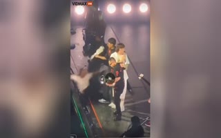 Fan Gets DECIMATED Trying to Hug a Singer During a Concert