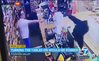 Wannabe Robber Pulls Fake Gun On Liquor Store Owner, Owner Had A Real Gun In Return