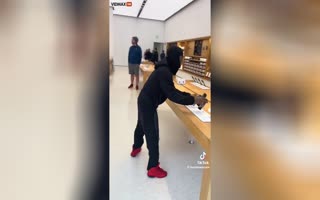 An Apple Store Opened In Berkeley Cali And In The First Month, 58 Iphones And 10 Laptops Were Stolen