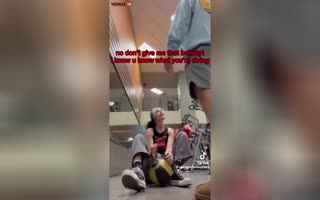 Annoying TikToker Gets Called Out At The Gym For Making Stupid Videos
