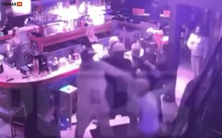 Former NFL Quarterback Vince Young Gets Knocked Out Cold During Bar Fight In Houston