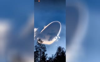 Wild Event In The Skies Of Dali, Yunnan China Looks Like A Giant Portal Opening Up
