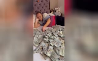 Oh Lookie Here, 2 Ukrainian Officials Busted With 6 Million Dollars In Cash Inside Their Homes