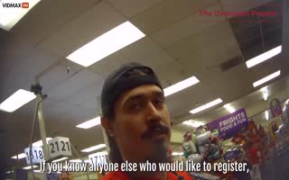 Video Shows A Mexican Illegal In Phoenix Registering Other Illegals To Vote